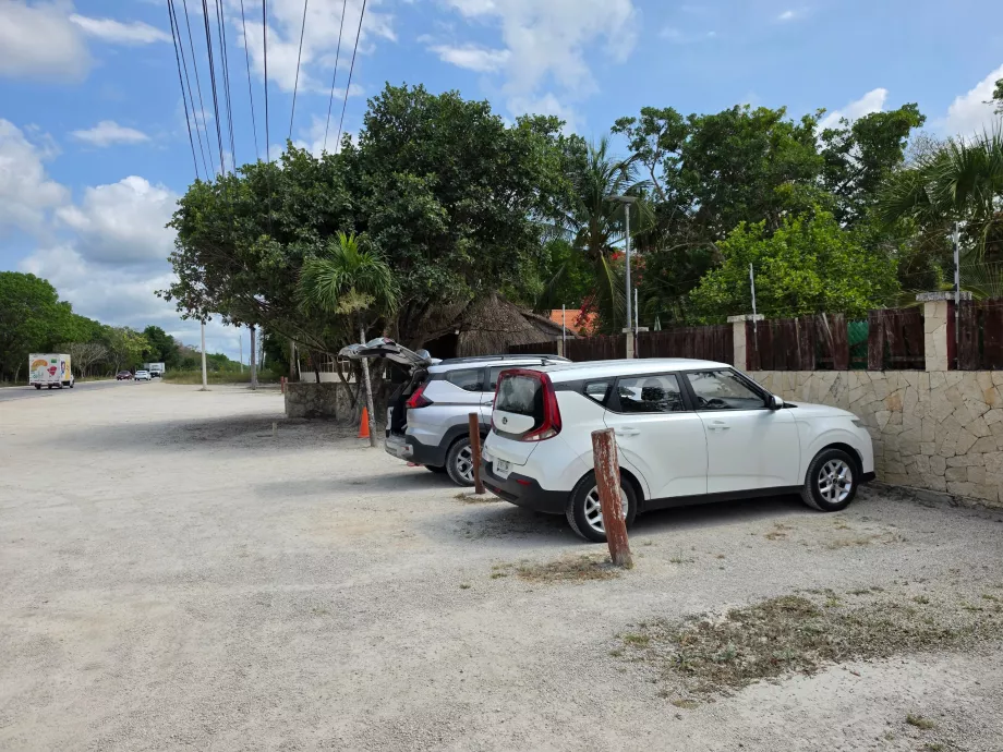 Parkering vid Gran Cenote
