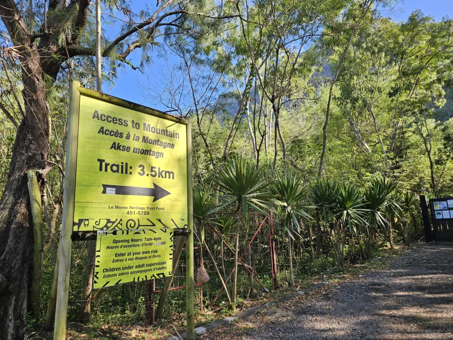 Informationsskylt under Le Morne