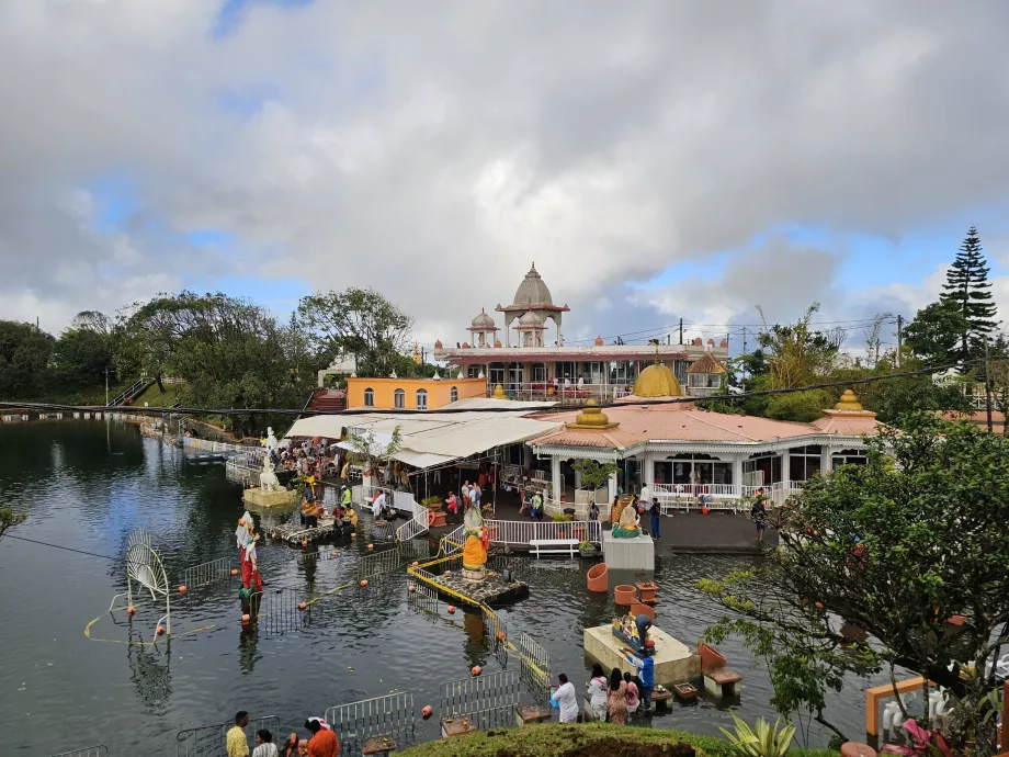 Grand Bassin-templet