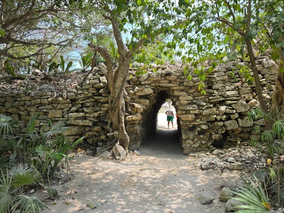 Arkeologiska utgrävningsplatsen i Tulum