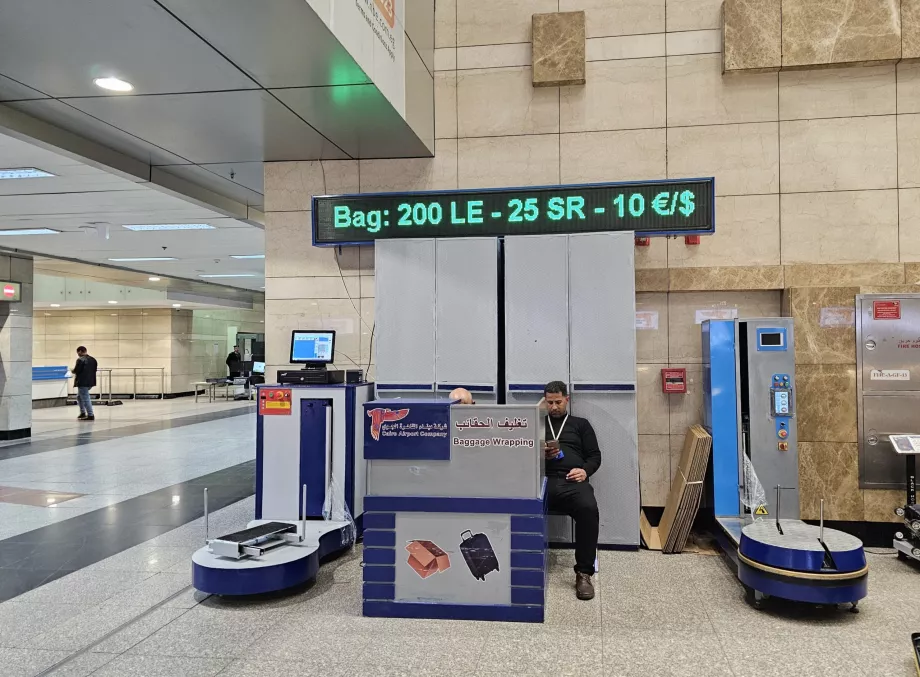 Inplastning av bagage