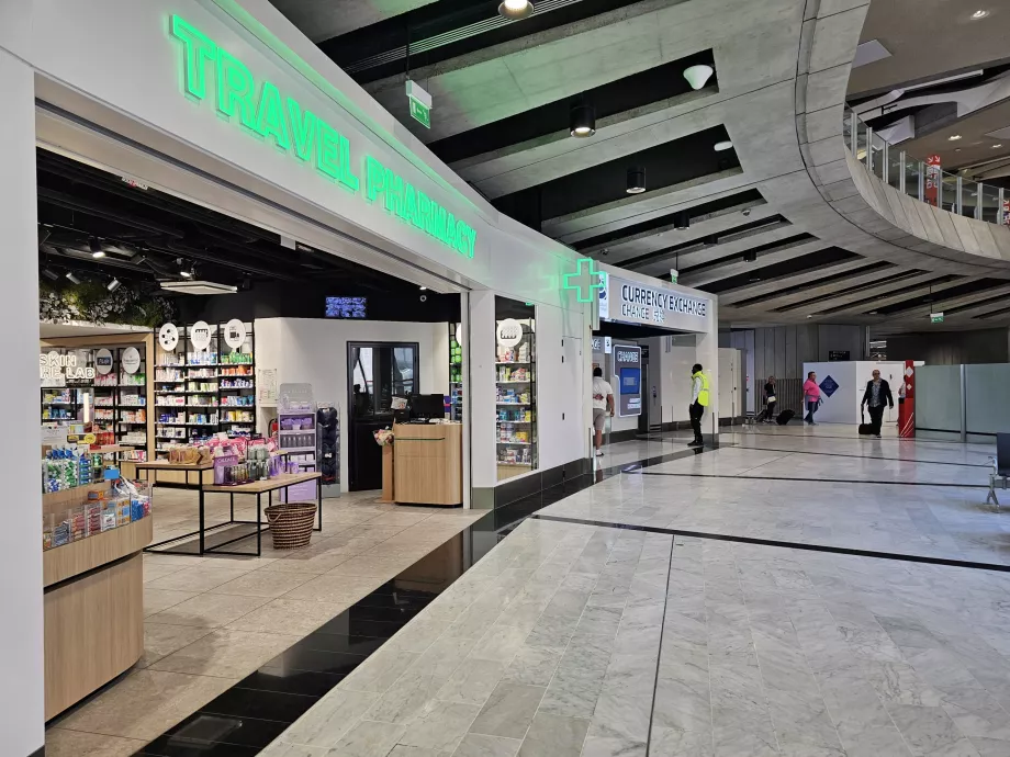 Apotek, Terminal 1, allmänt område