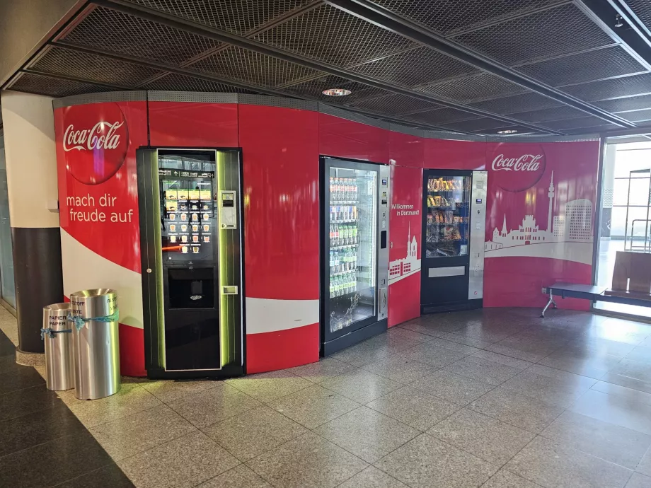 Varuautomater i ankomsthallen