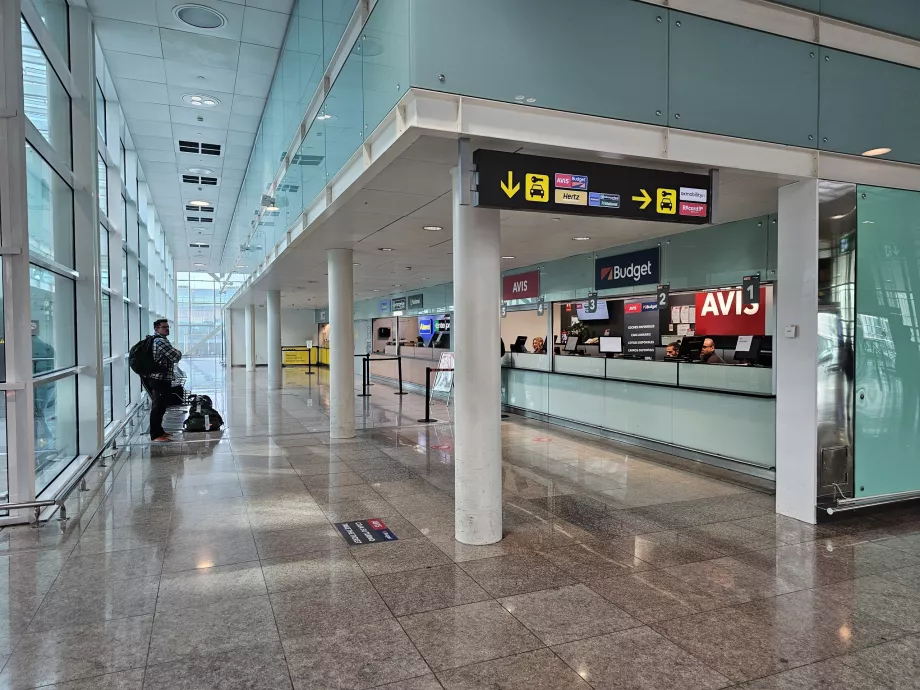 Biluthyrning, Terminal 1