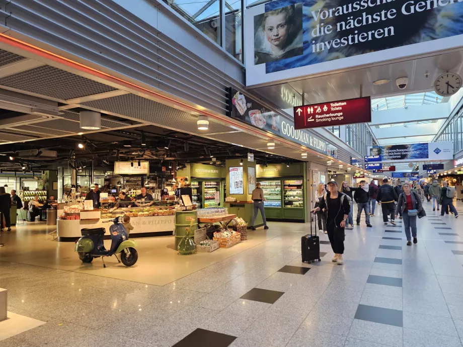 Restaurang i transitområde