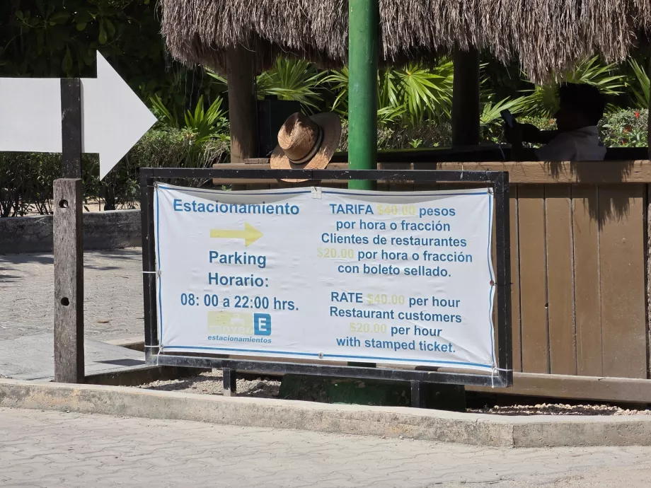 Parkering vid Akumal Bay