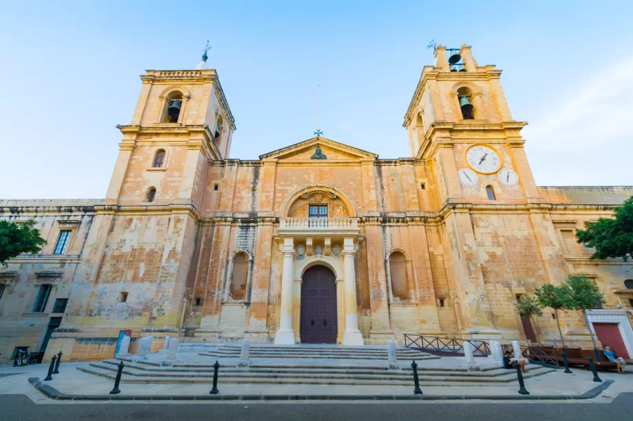 St John's katedral
