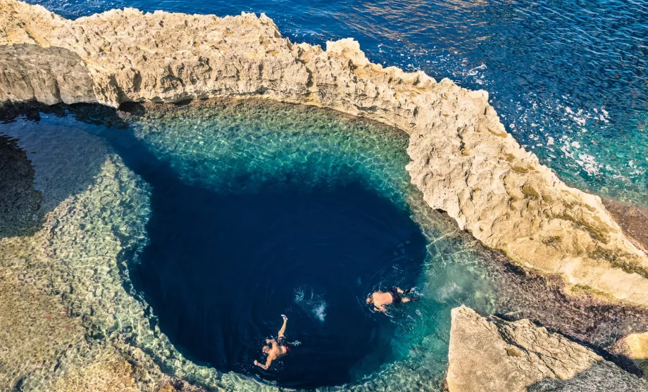 Blue Hole för lugnt hav