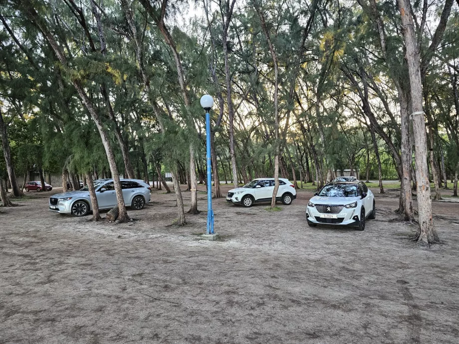 Parkering vid Mon Choisy-stranden