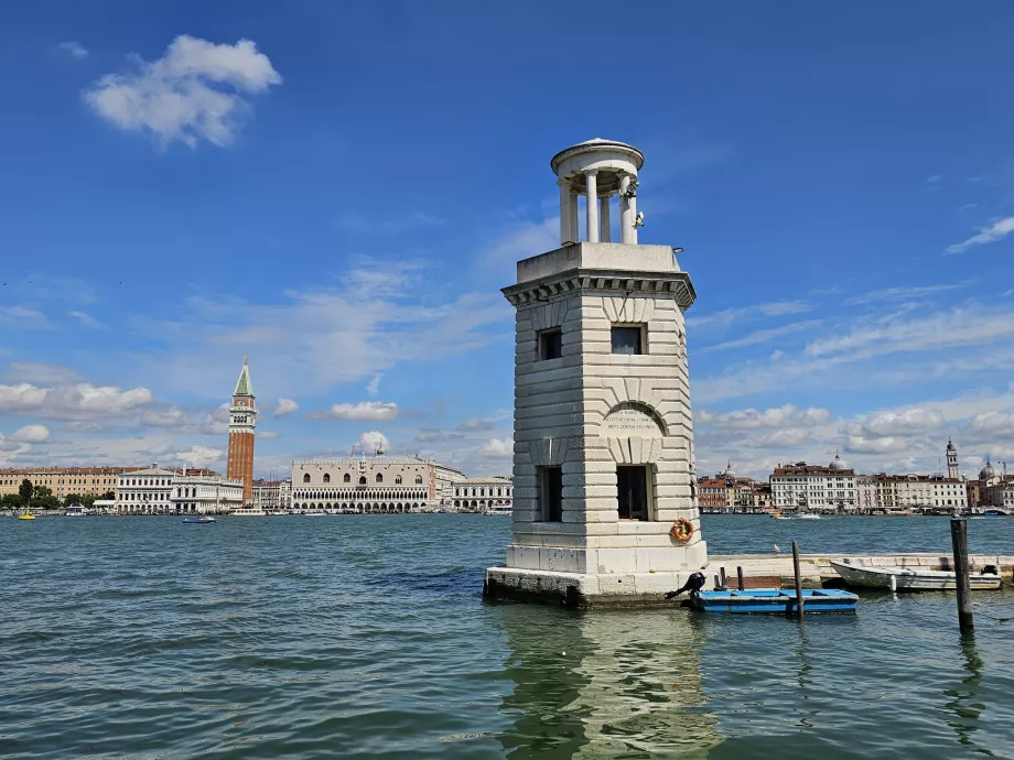 Utsikt över Venedig från ön San Giorgio