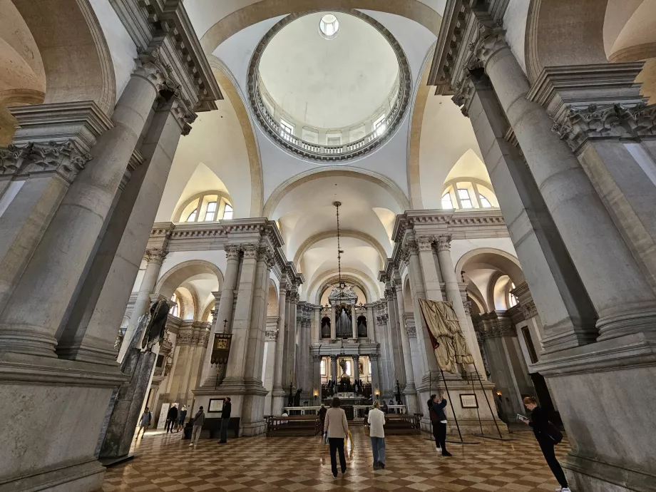 San Giorgio Maggiore, interiör