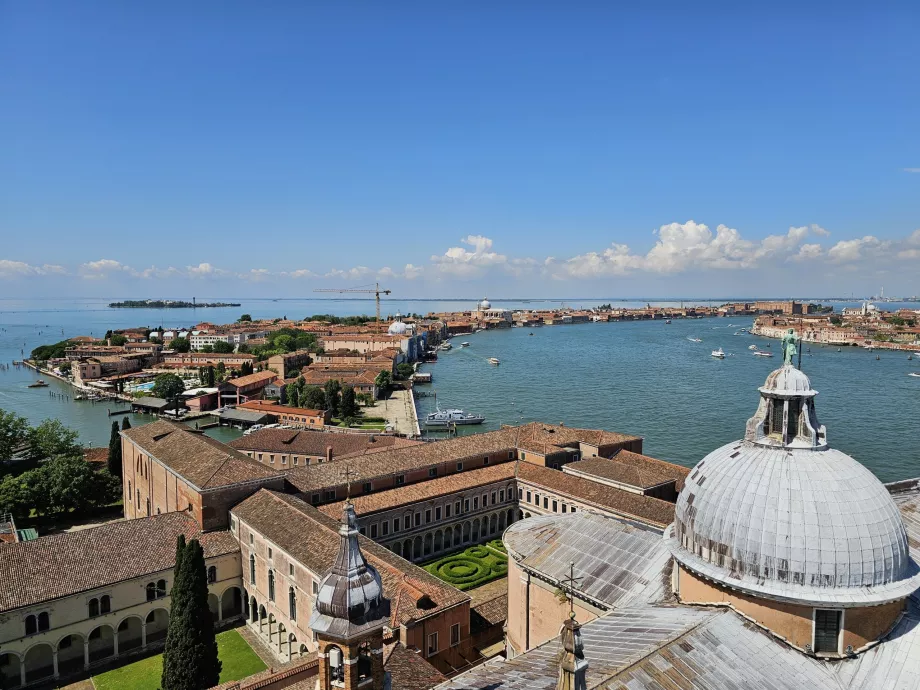 Utsikt från San Giorgio till ön Giudecca