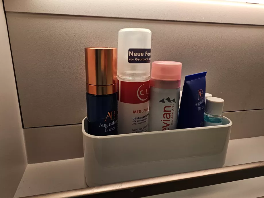 Toalett för passagerare i första klass