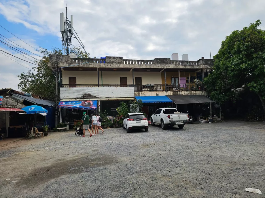 Parkering vid Hin Ta Hin Yai