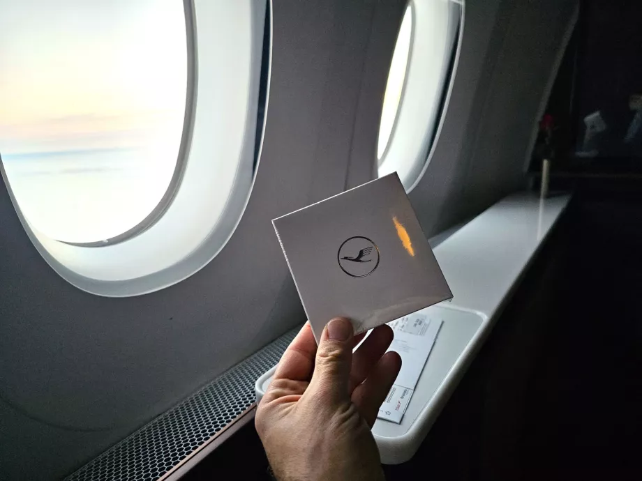 Avskedsask med choklad