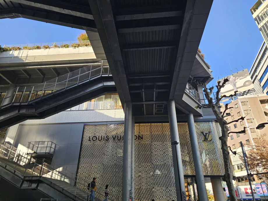 Trappa till Miyashita Park