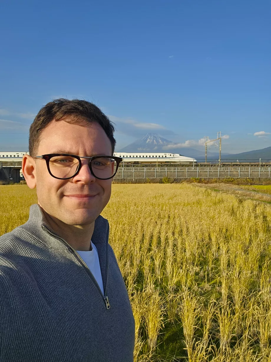 Jag på en fotoplats nära Fuji