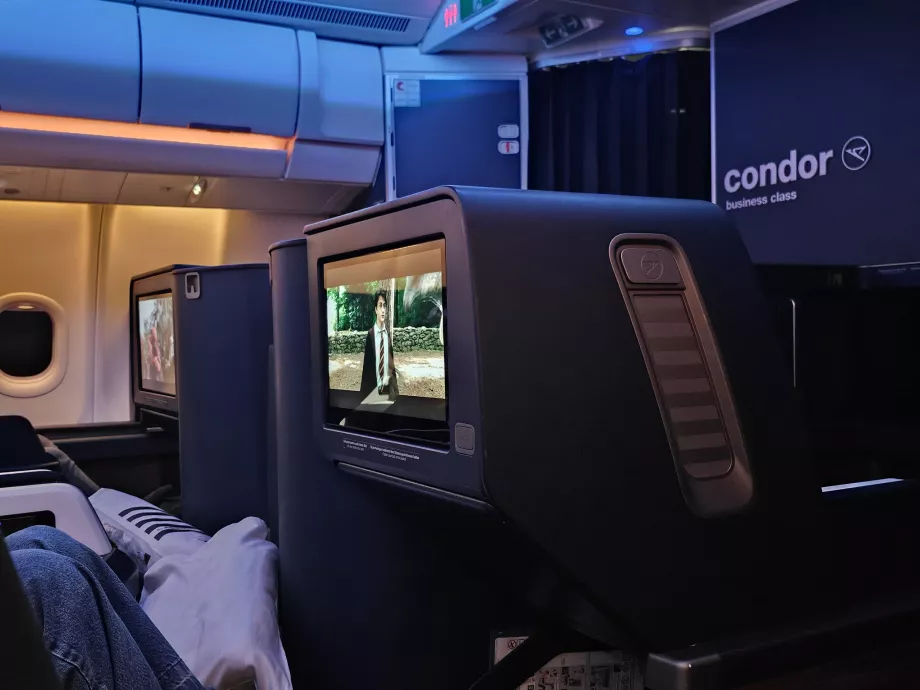 Business class-kabinen före middagen