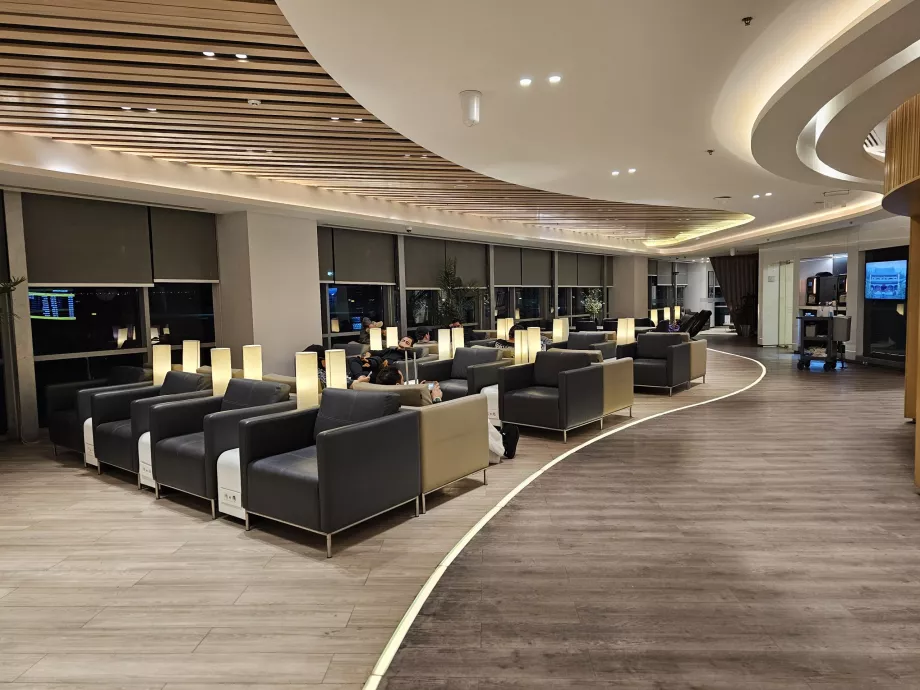 Ahlein Lounge, övergripande atmosfär