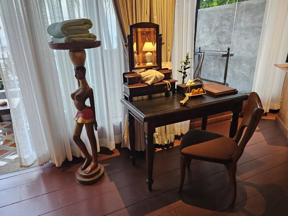 Skrivbord för kontor