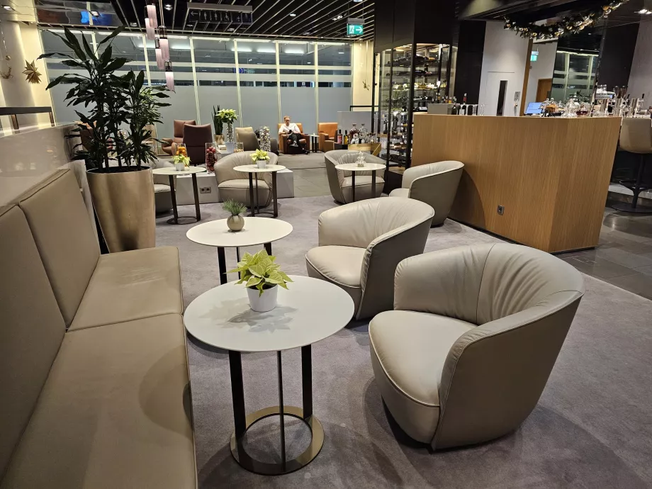 First Class Lounge (huvudterminalen) - sittplatser och fåtöljer