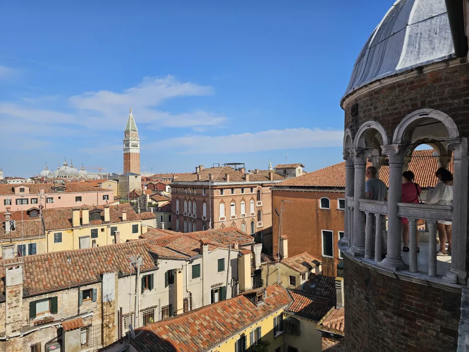 Utsikt från Palazzo Contraini del Bovolo