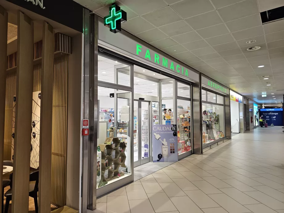 Apotek, BLQ Flygplats