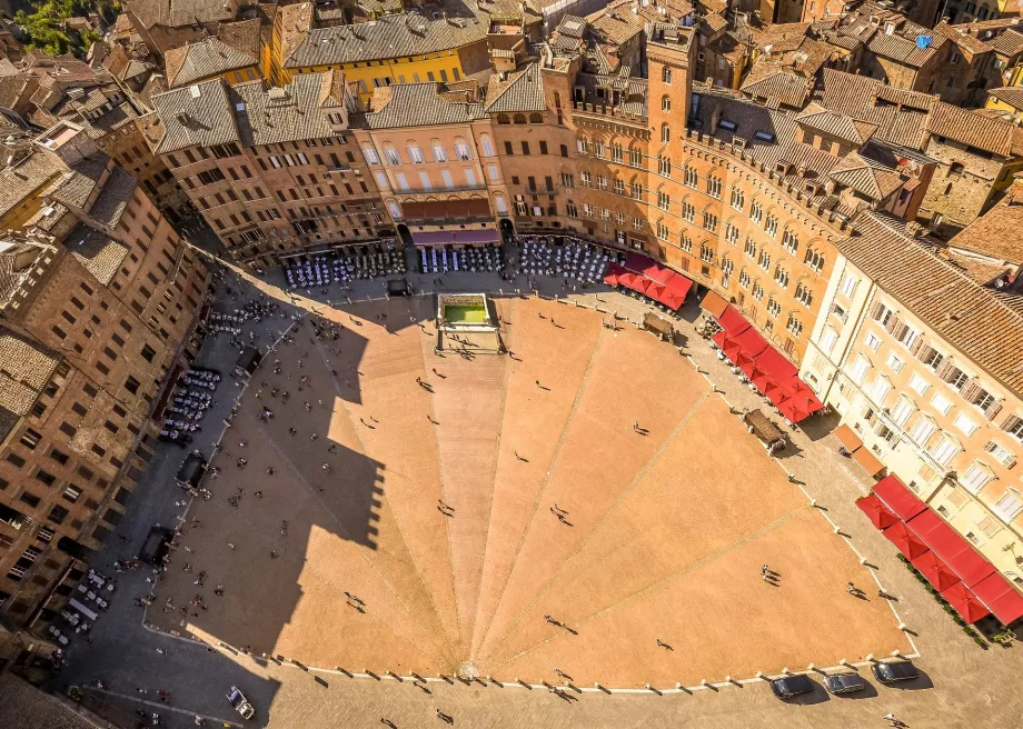 Utsikt över Piazza del Campo