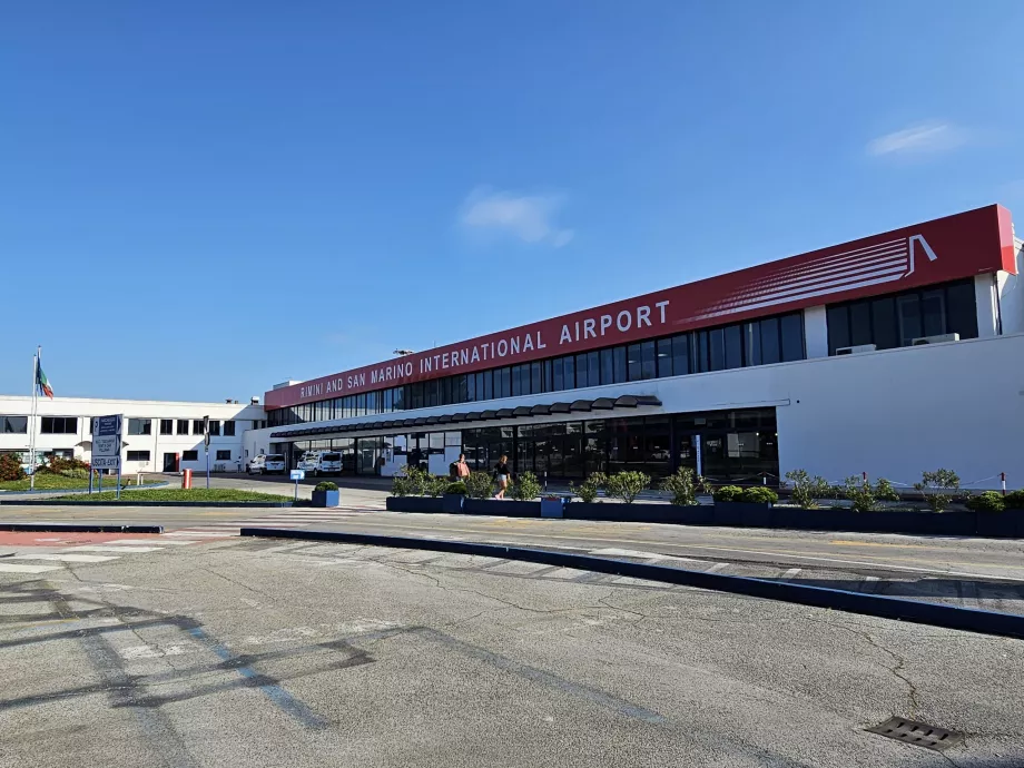 Rimini flygplats