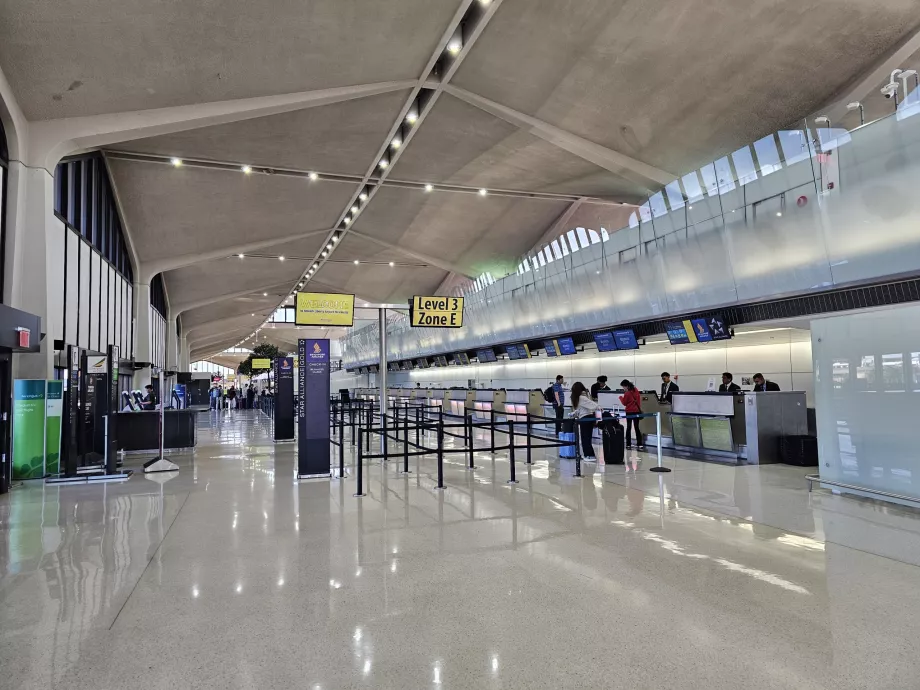 Incheckning Terminal B