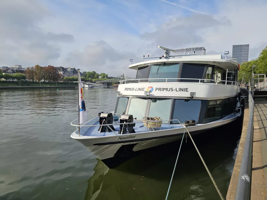 Fartyg Primus Line