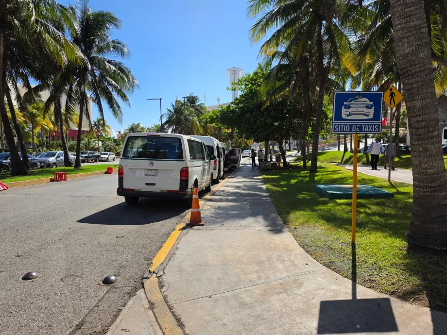 Taxistation i Punta Cancún