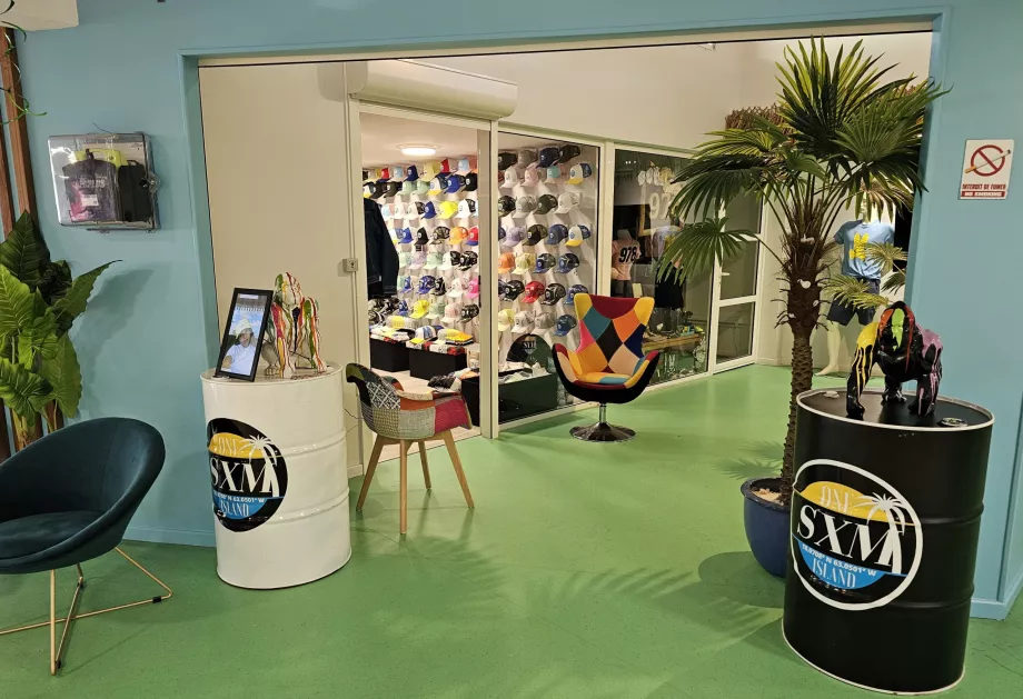 Souvenirbutik i det allmänna området