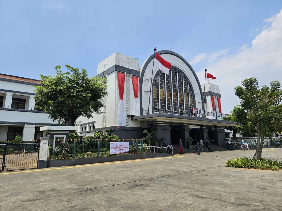 Jakarta Kota järnvägsstation