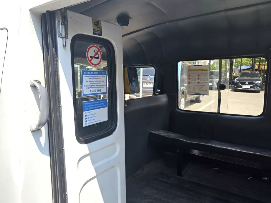 Biljettläsare i minibussen