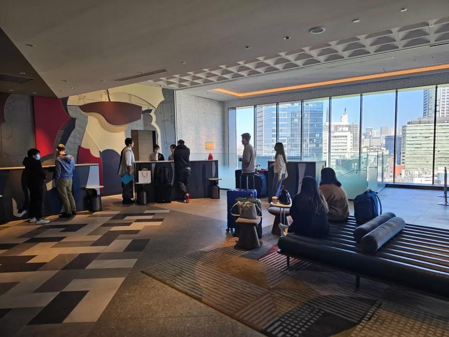 Hotellreception på 12:e våningen