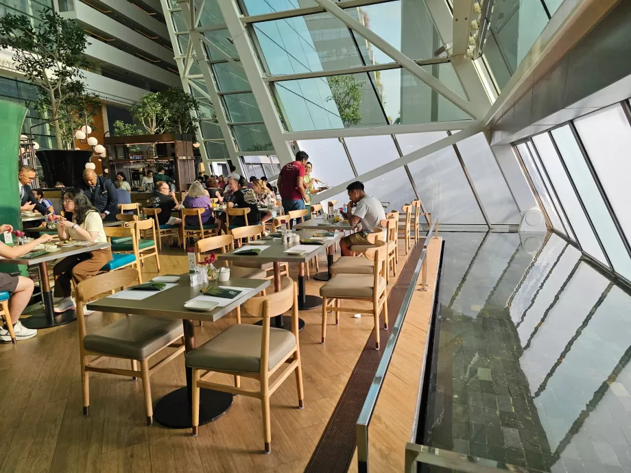 Frukost på restaurang Rise