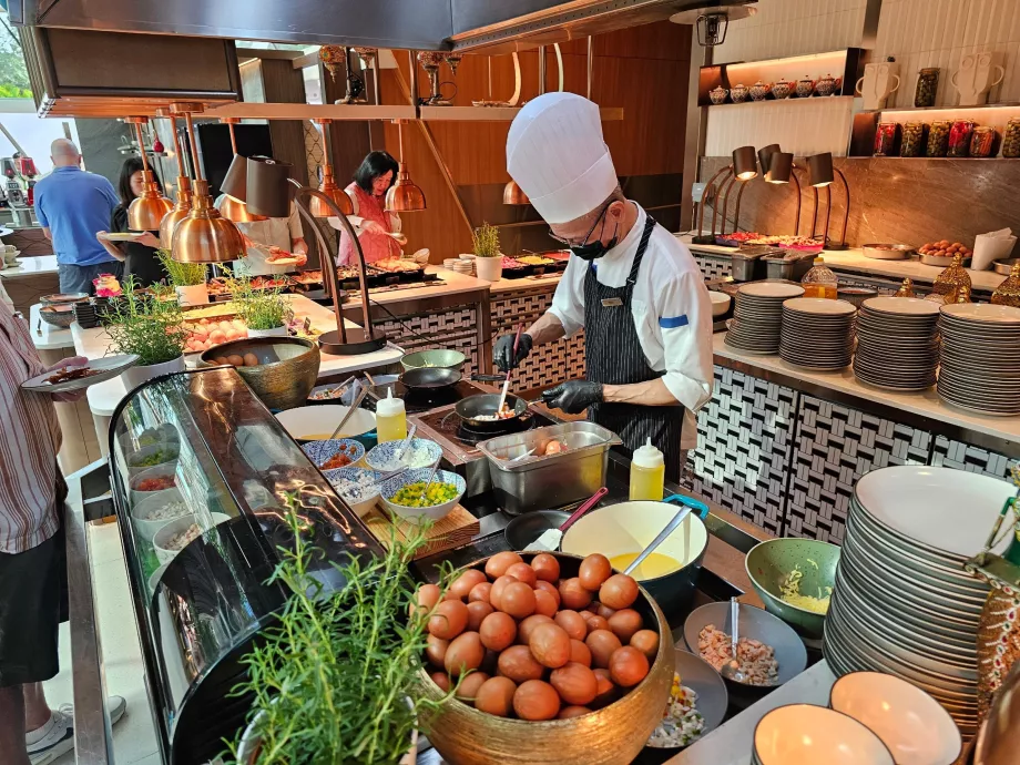 Frukost på restaurang Rise