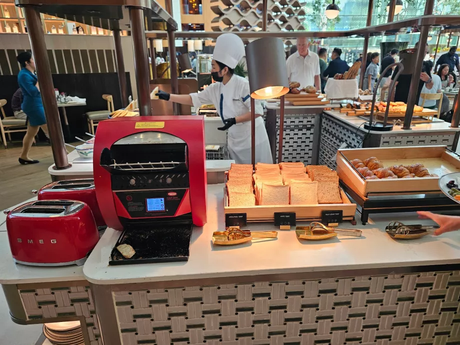 Frukost på restaurang Rise