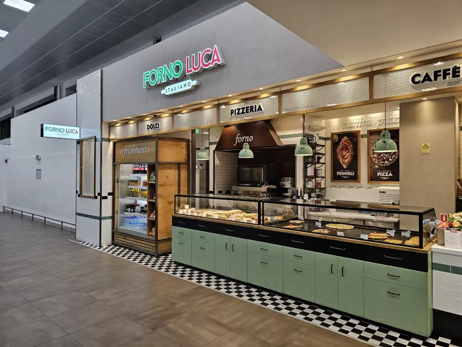 Forno Luca, CFU Flygplats