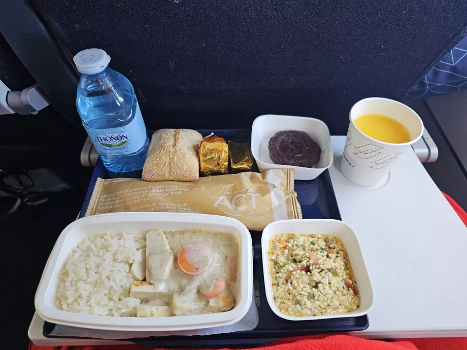 Lunch på en långdistansflygning