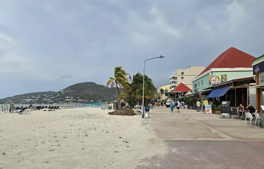 Strand och strandpromenad, Philipsburg