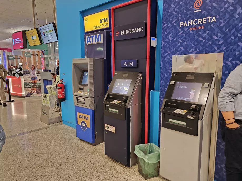 Bankomater, ankomsthall