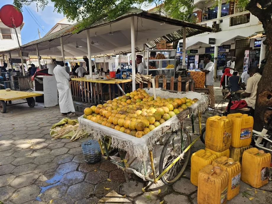 Darajani Souk, gatukök