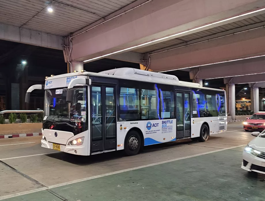 Skyttelbuss mellan flygplatserna Don Mueang och Suvarnabhumi