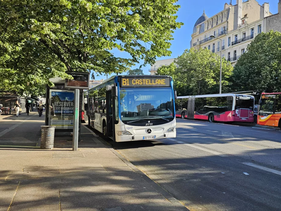 Buss i Marseille
