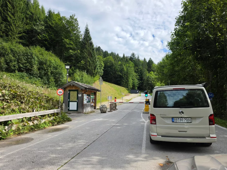 Vägtullstation
