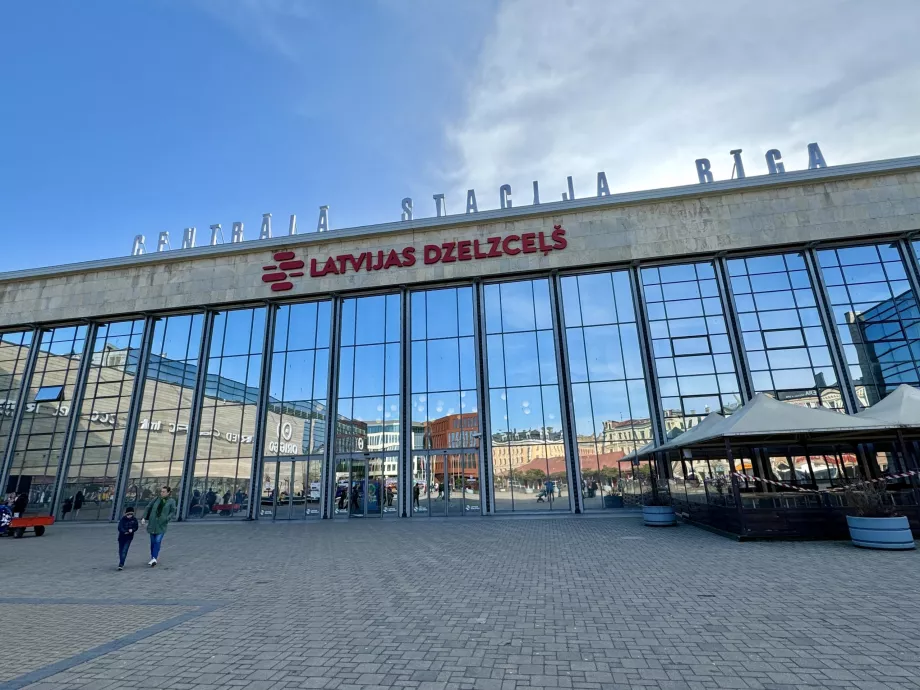 Huvudjärnvägsstationen i Riga