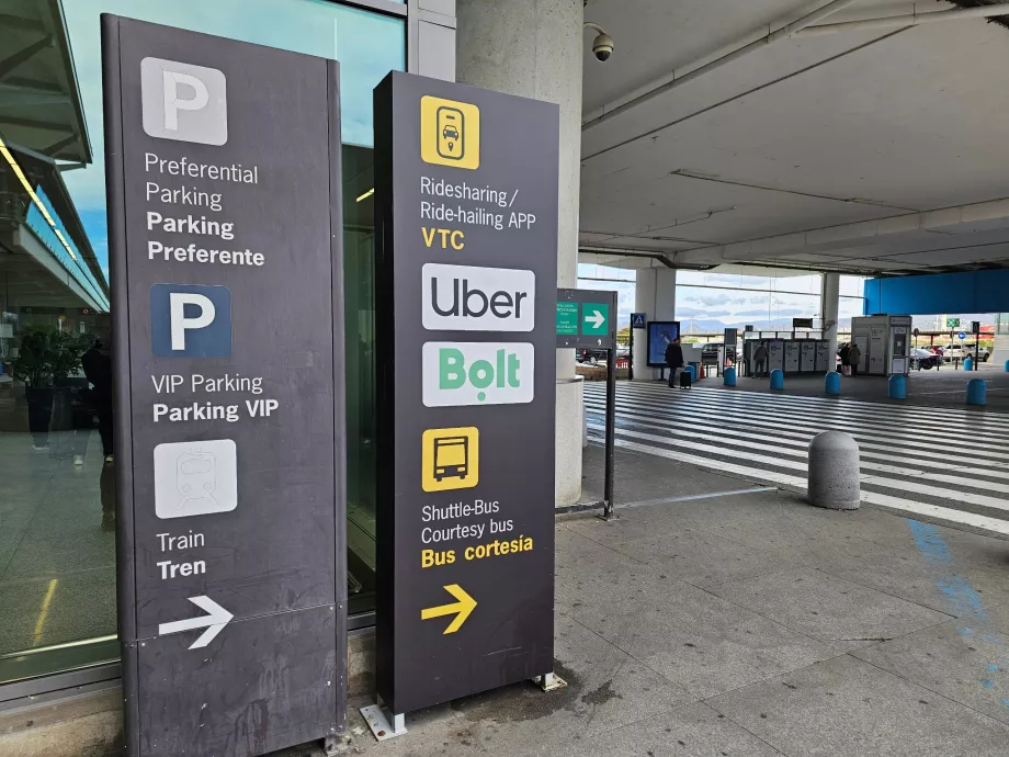 Vägbeskrivning till Uber- och Bolt-upphämtningsplatser