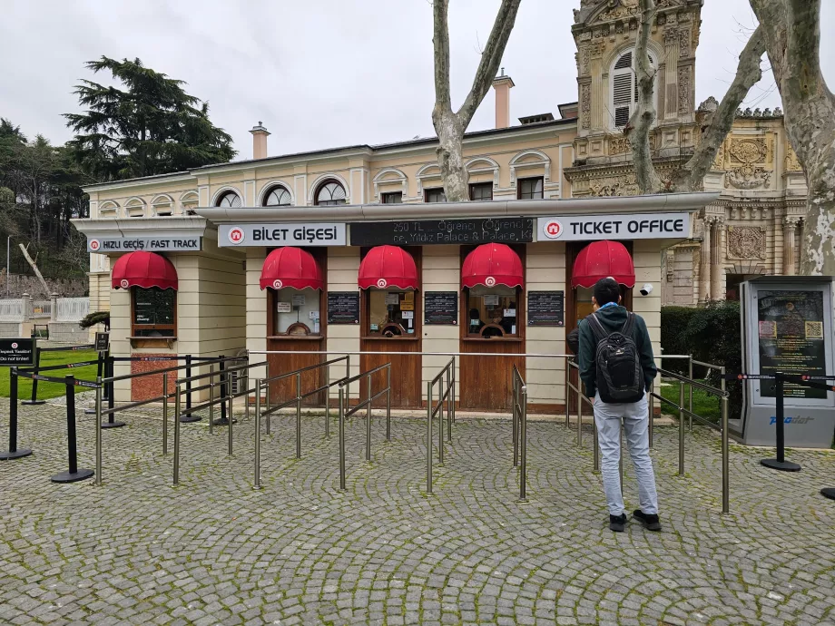 Huvudentré Dolmabahce-palatset